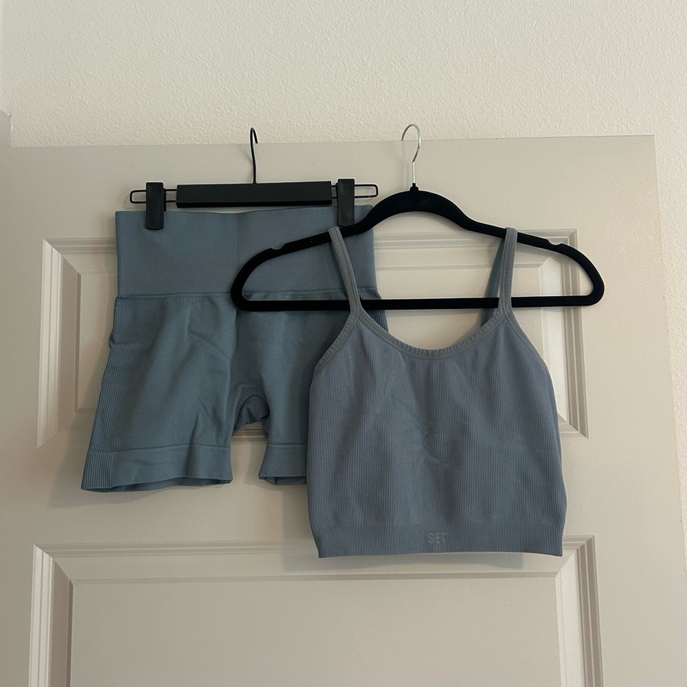 TOP + SHORTS - Sculptflex set (seafoam)